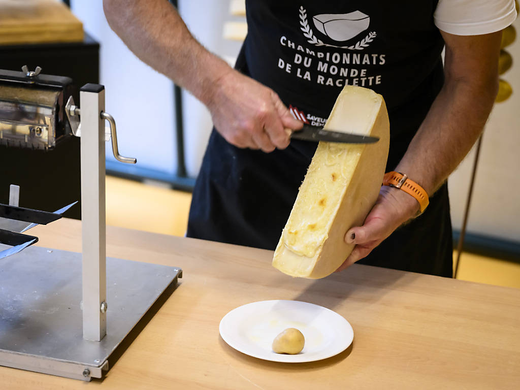 Les Meilleurs Fromages Raclette Viennent Du Valais Et D Obwald