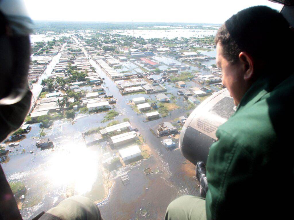 Le Bilan Des Inondations Passe Morts Et Disparus