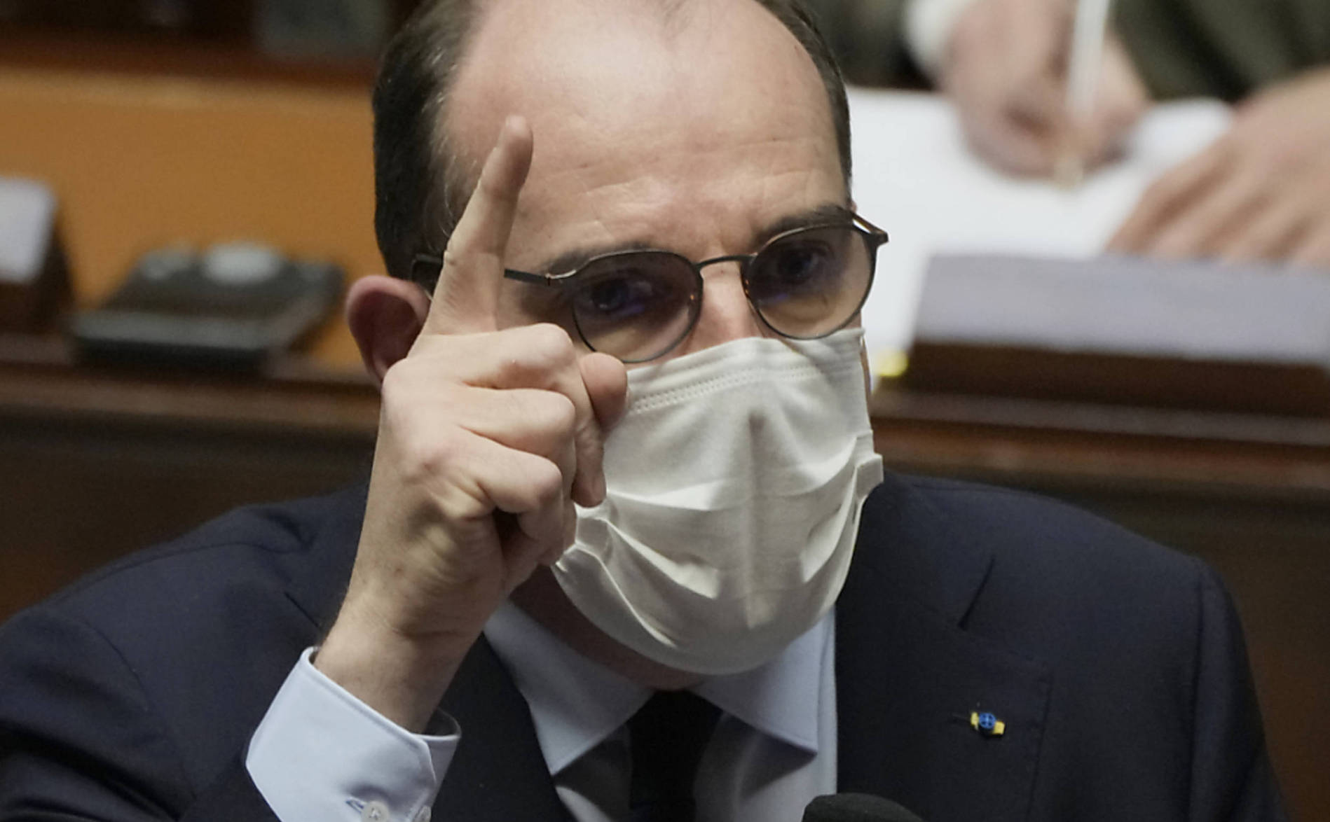 Le gouvernement allègera les restrictions en février