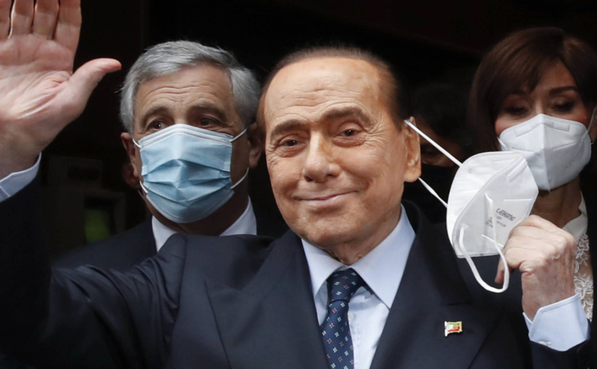 Berlusconi renonce à briguer la présidence italienne