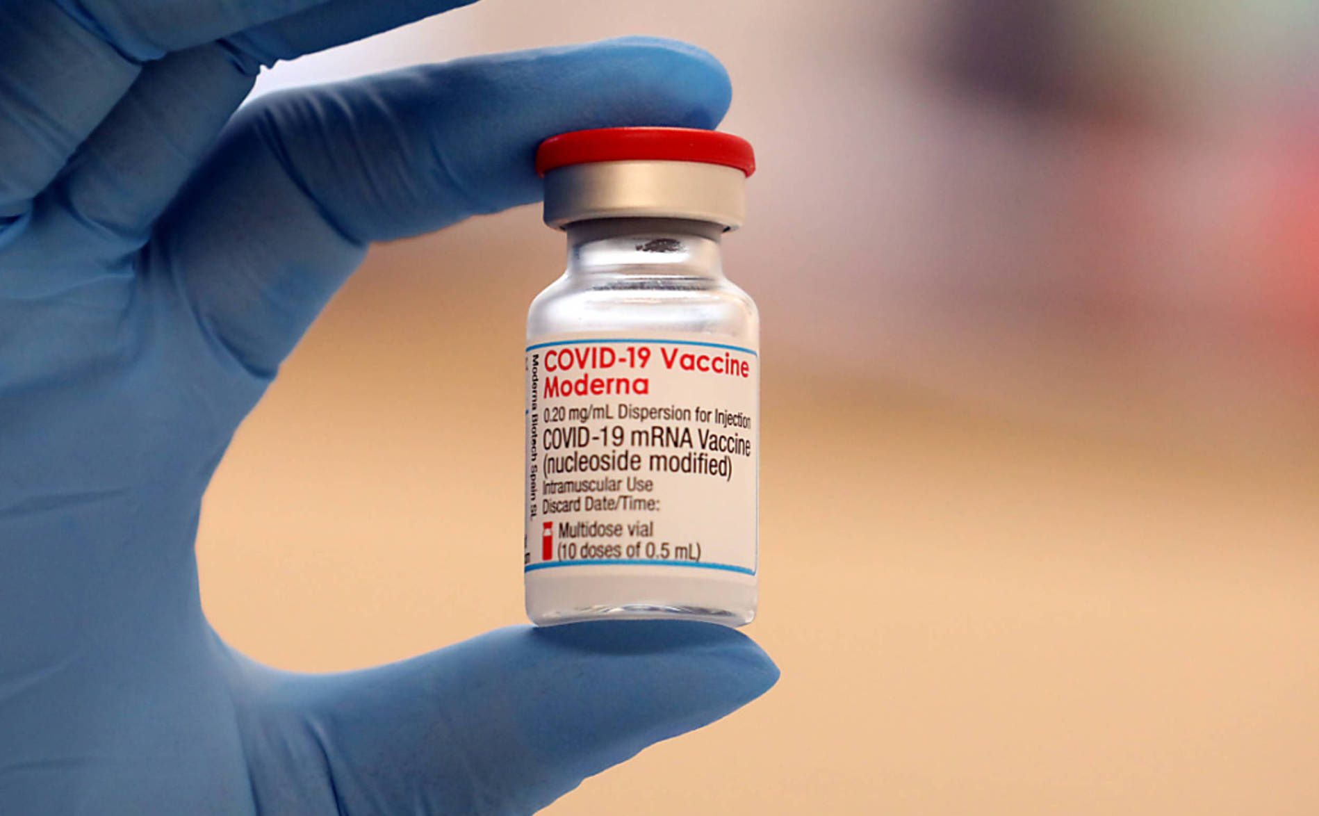 Moderna demande une autorisation pour un vaccin contre Omicron
