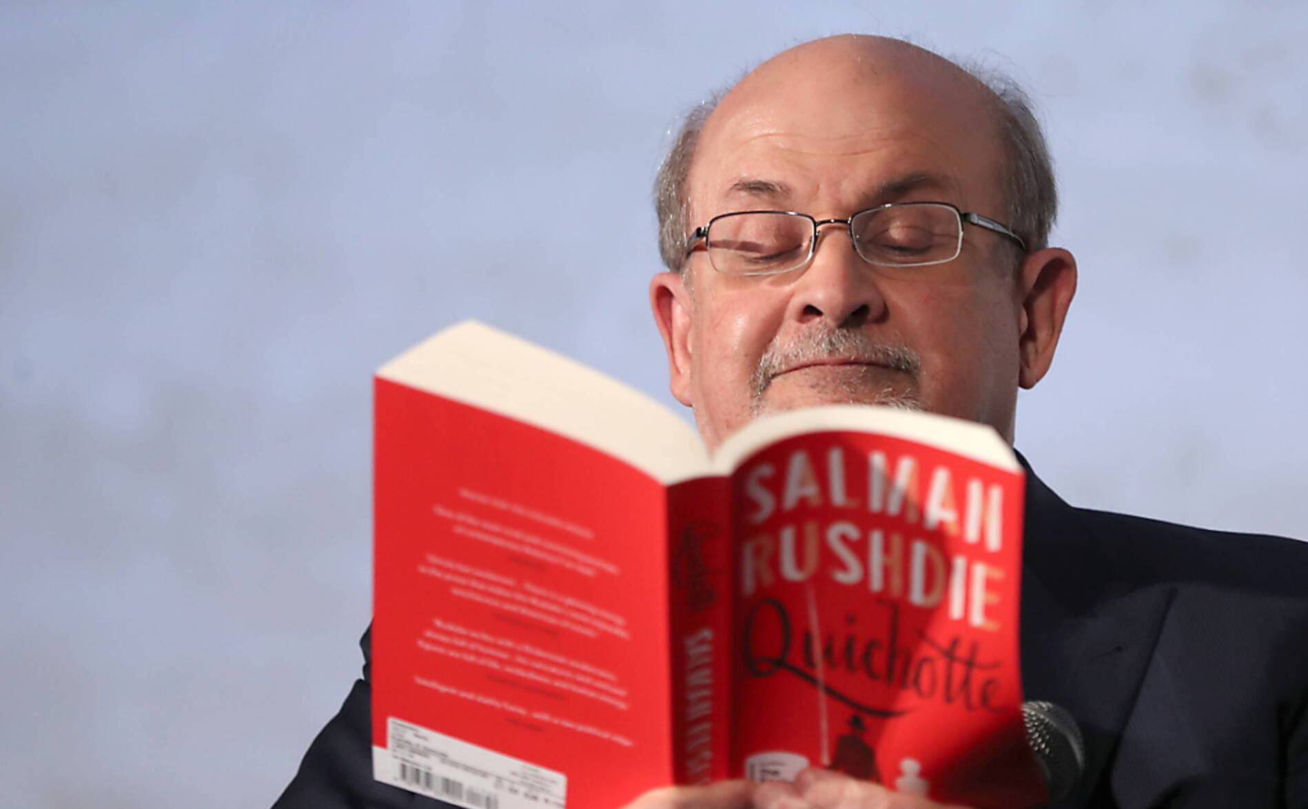Salman Rushdie doit obtenir le Nobel de littérature, selon BHL