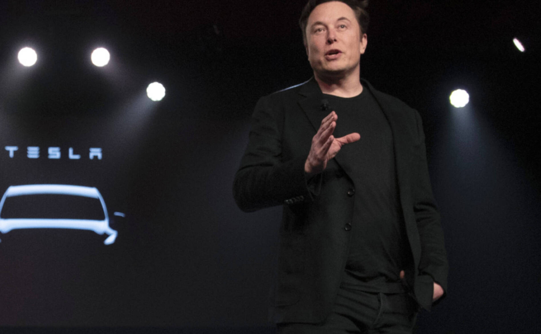 Rachat de Manchester United: « c'est une blague », corrige Elon Musk