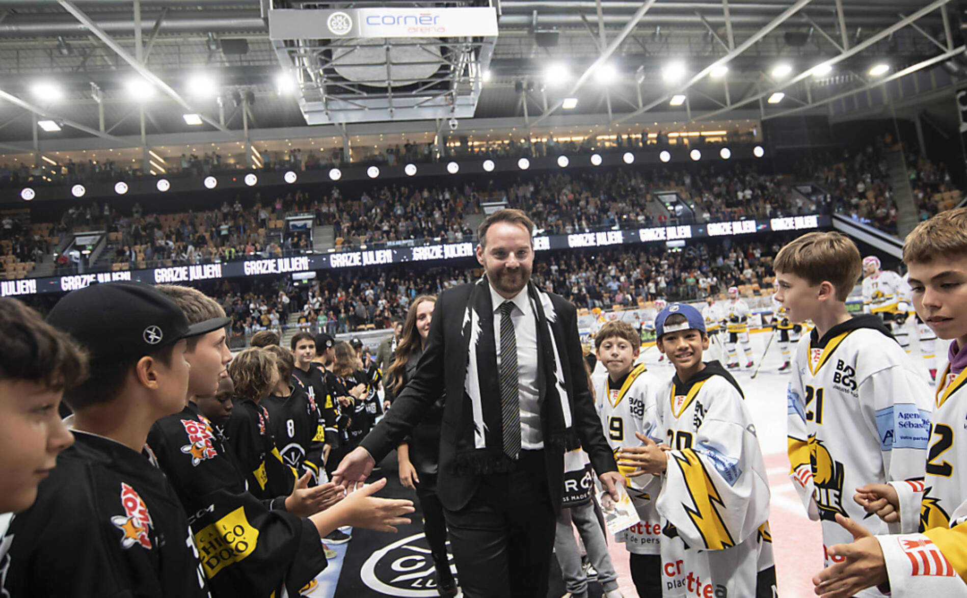 Bienne gagne à Lausanne, coup de froid pour Fribourg