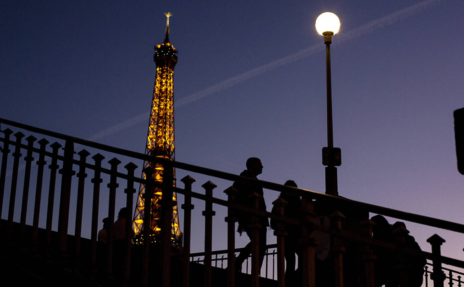 France: très légère hausse du moral des ménages en novembre