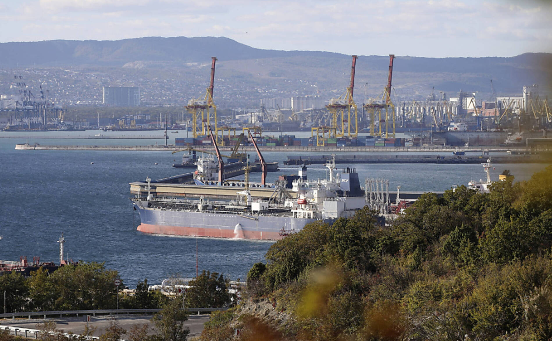 La Russie « n'acceptera pas » le plafonnement du prix de son pétrole