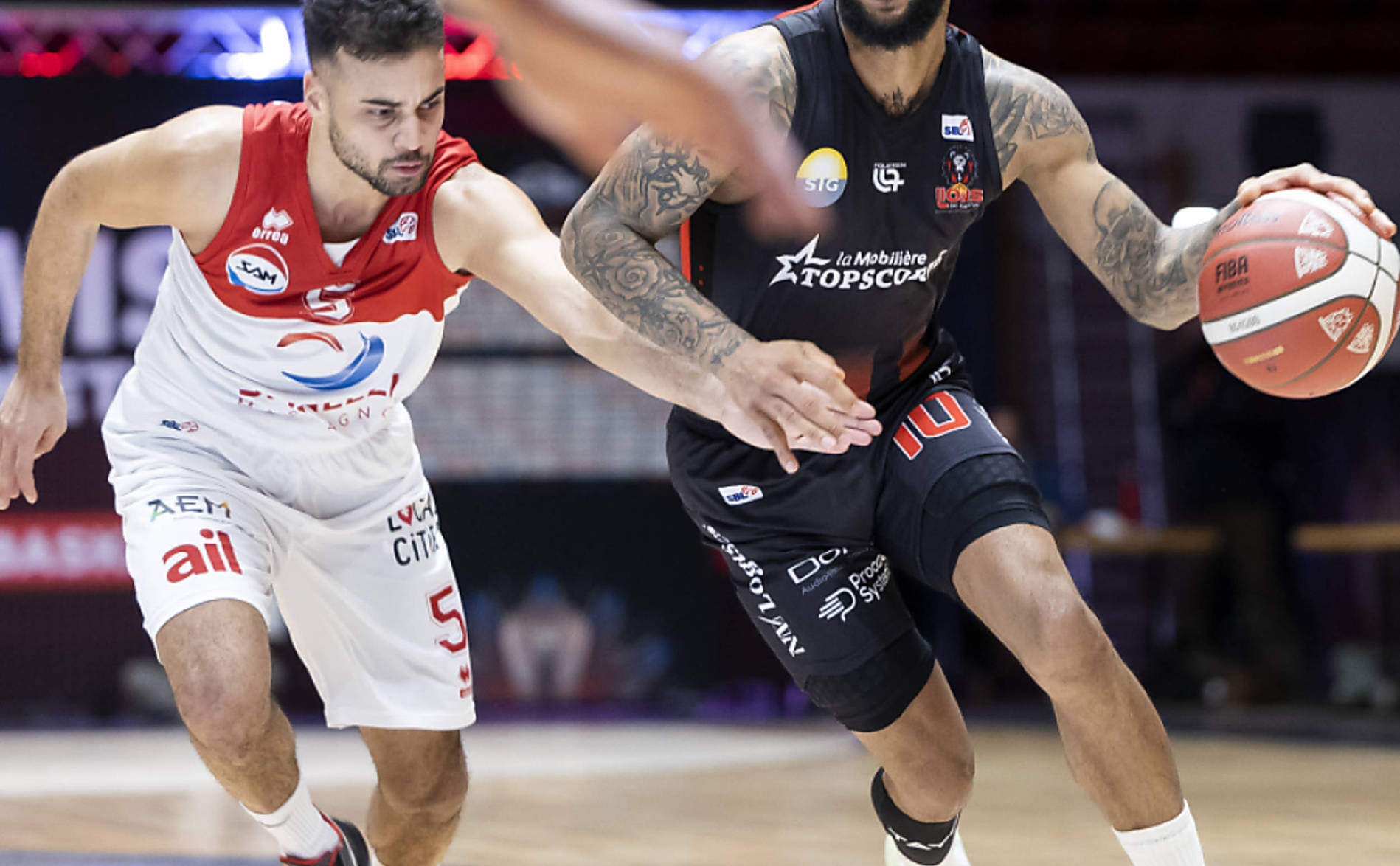 Les Lions de Genève craquent, Massagno en finale