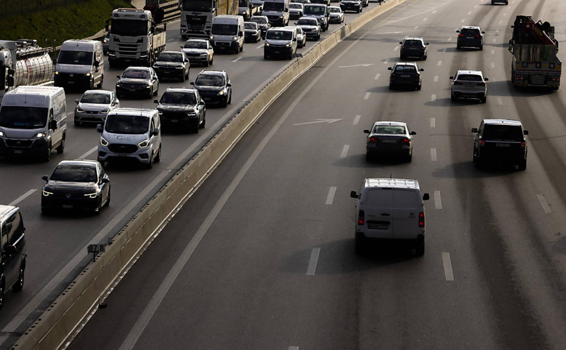 Le National soutient le développement du réseau routier