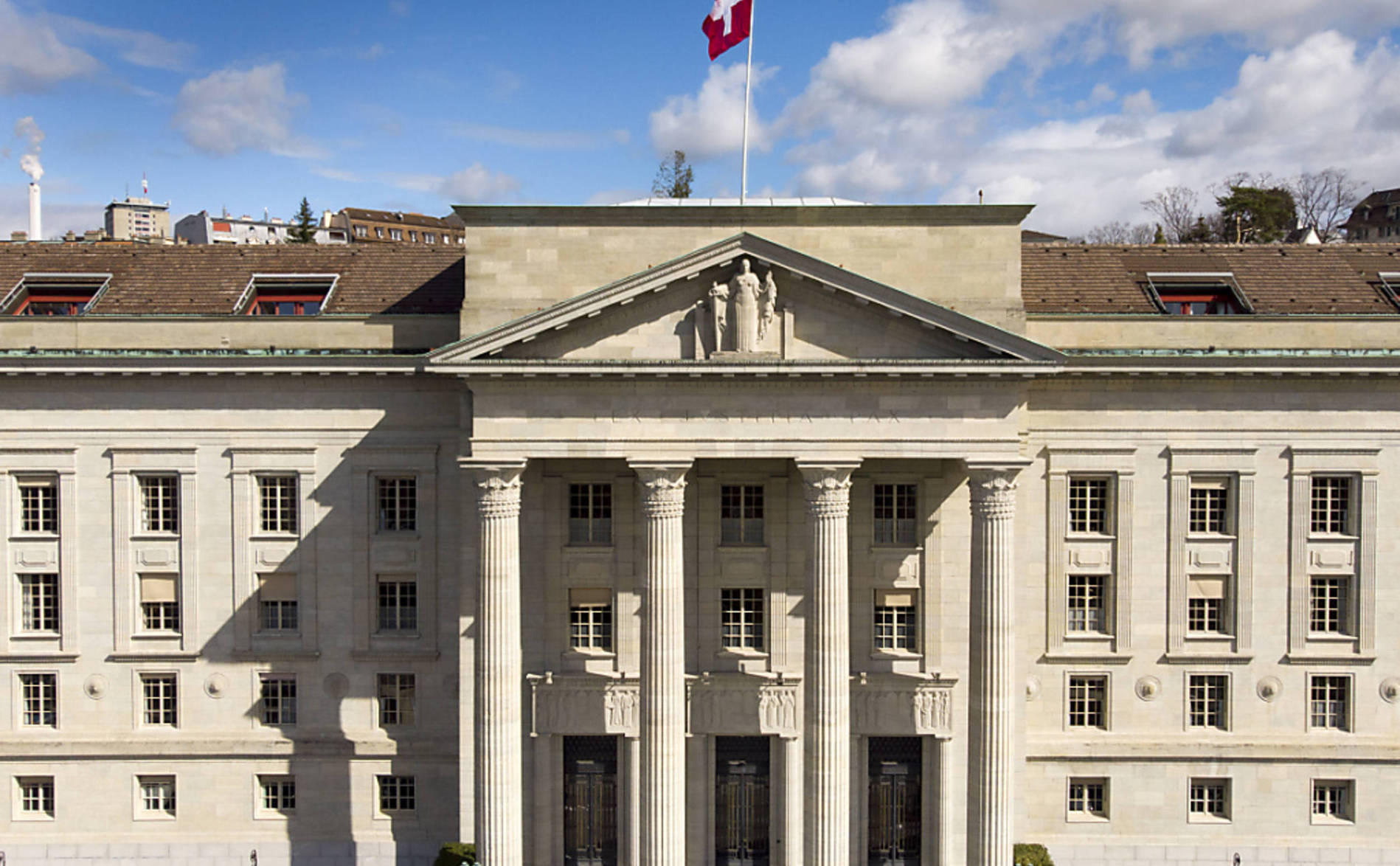 Licenciement d'un enseignant au comportement inadéquat confirmé