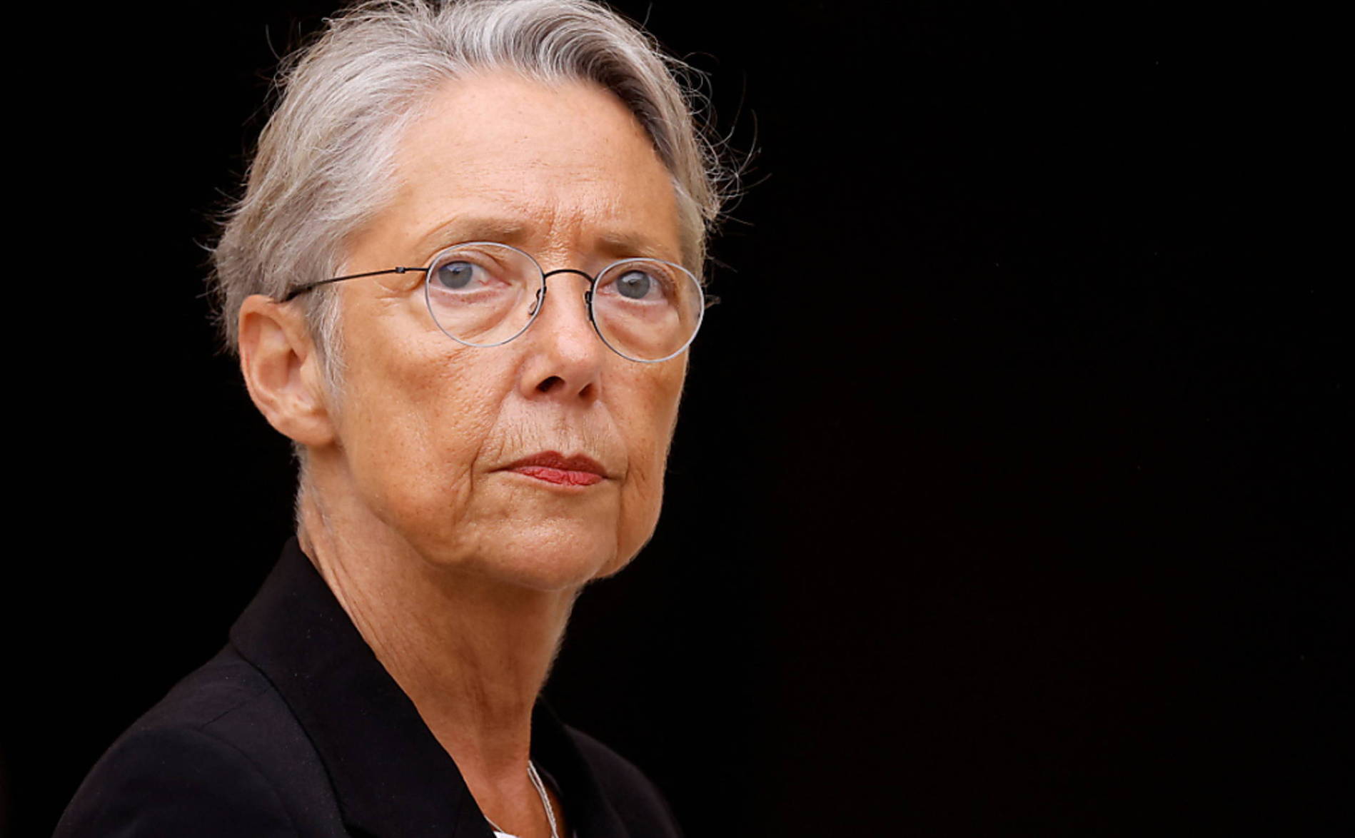 Recours au 49.3 sur les finances publiques