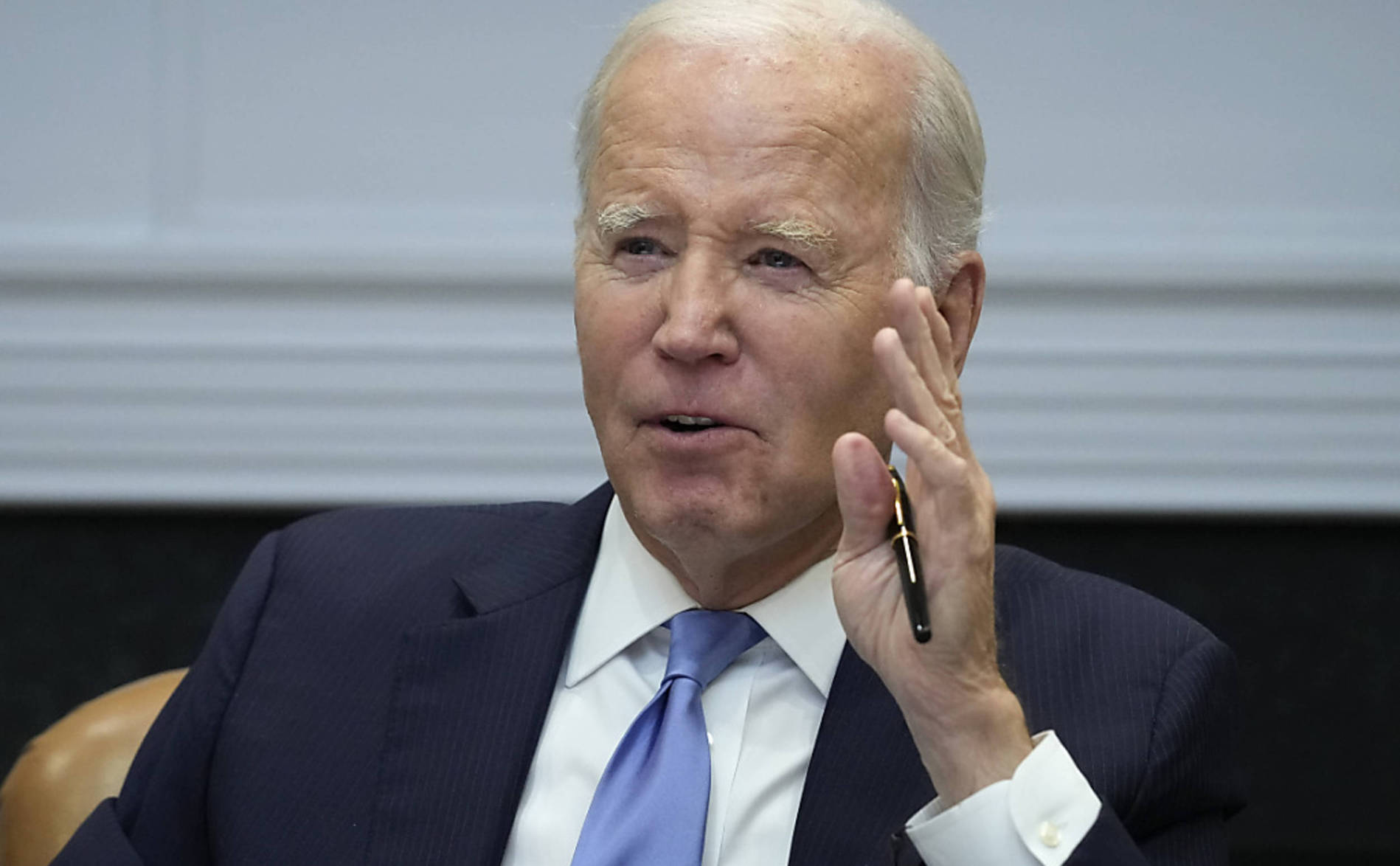 Biden avertit: la démocratie est en péril quand les gens se taisent