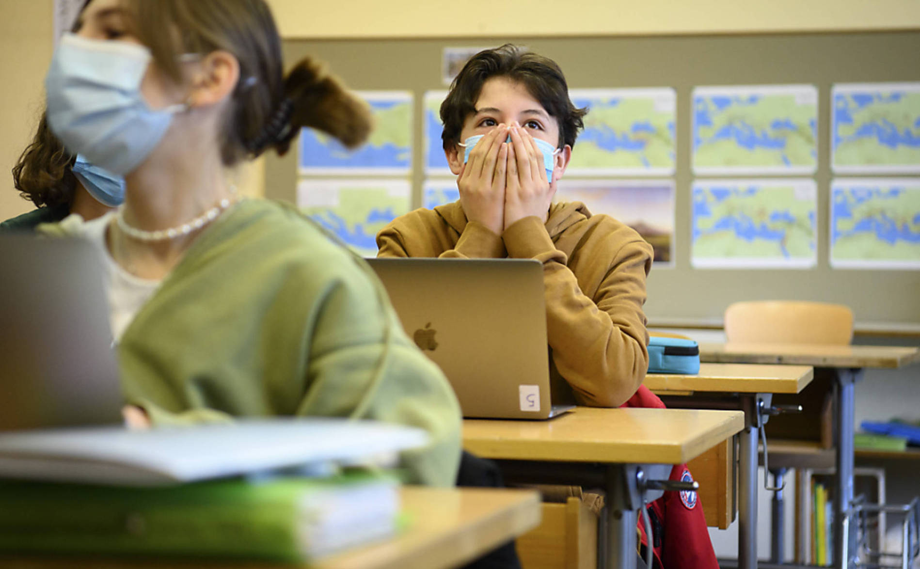 Masques à l'école: des parents amendés acquittés par la justice
