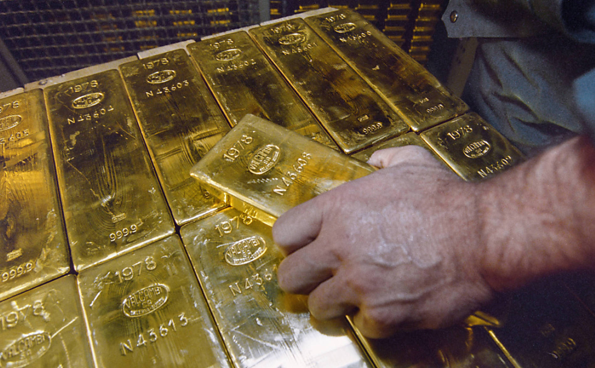 L'or bat son record historique à plus de 2100 dollars l'once