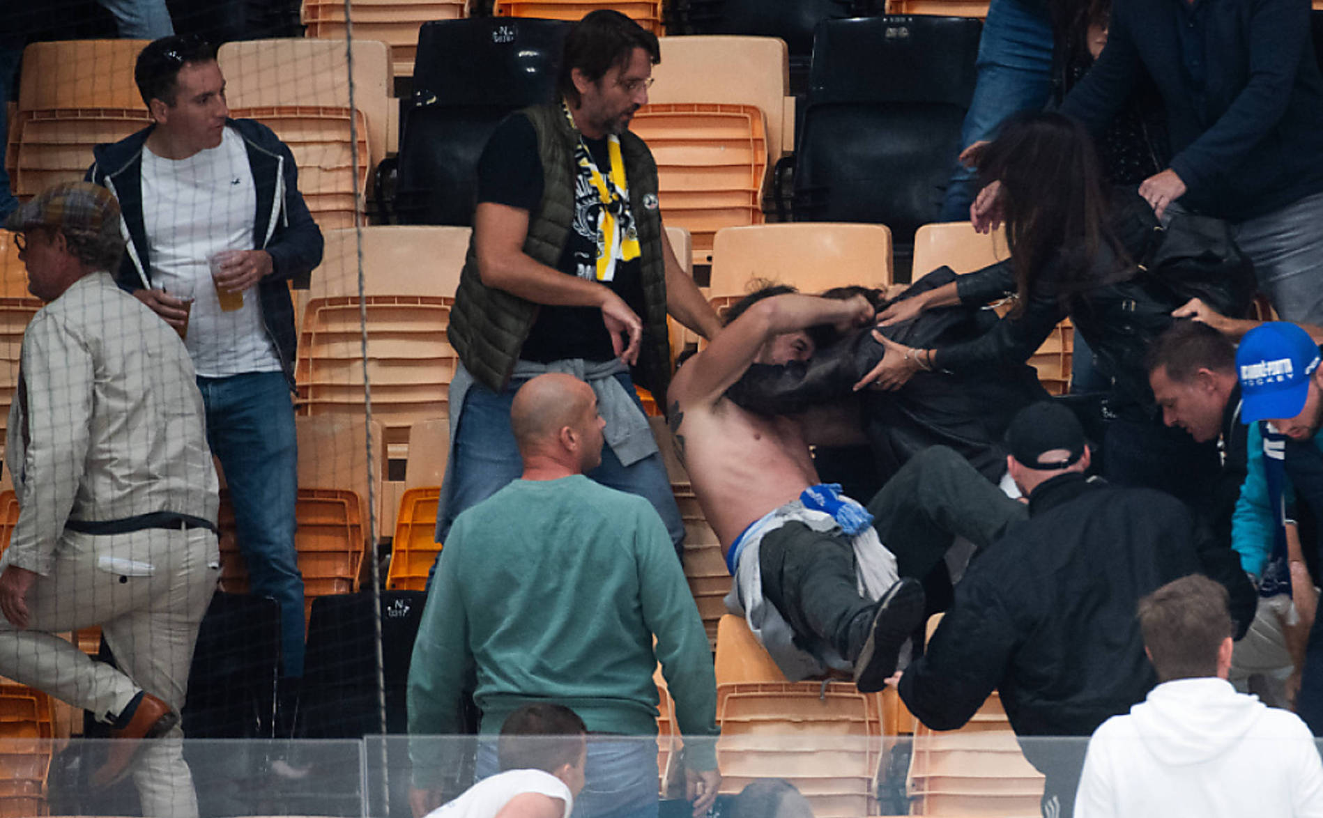 Lugano prononce seize interdictions de stade