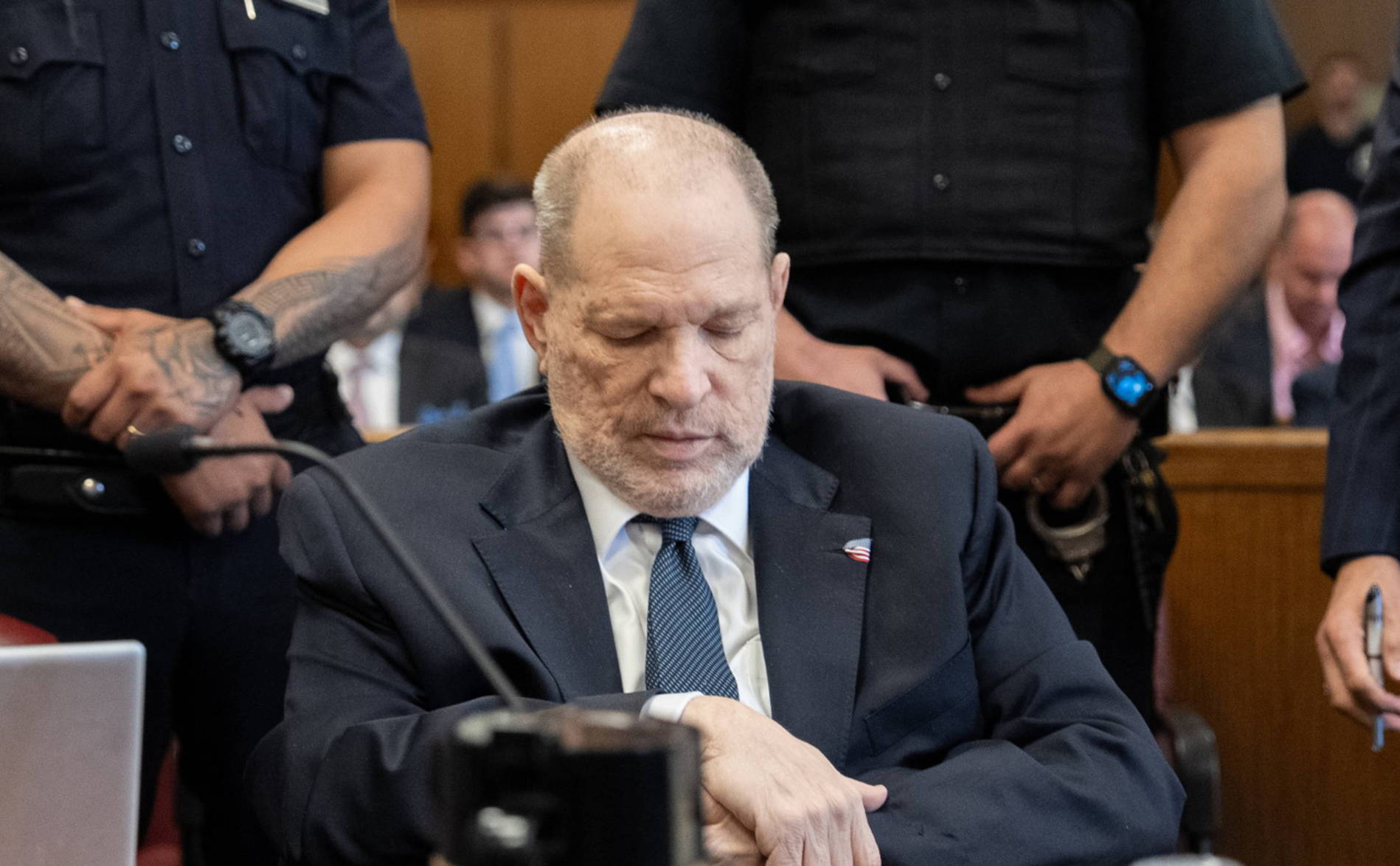 Une première accusatrice témoigne au procès d'Harvey Weinstein