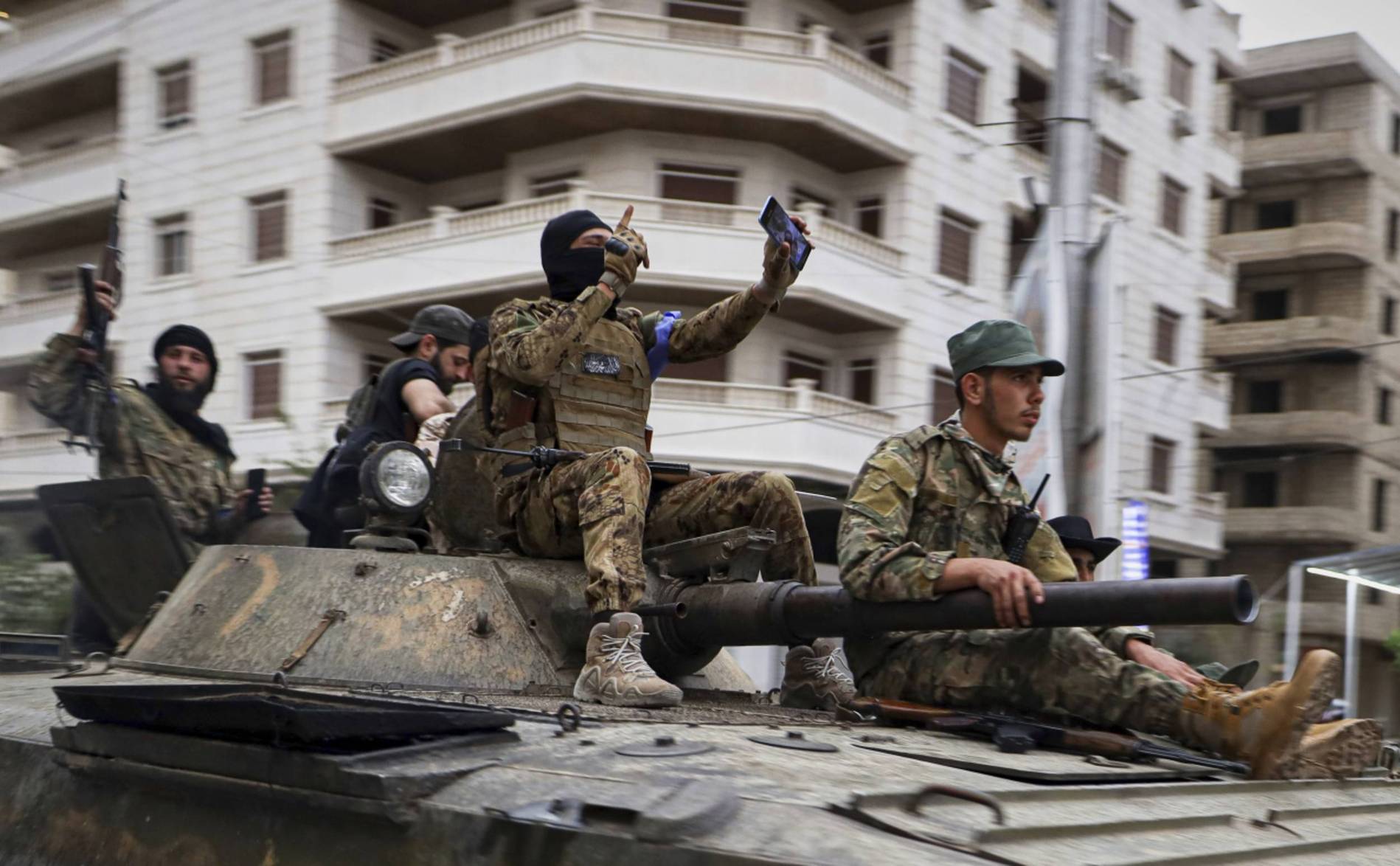 Syrie: un influent chef druze dénonce des « massacres »