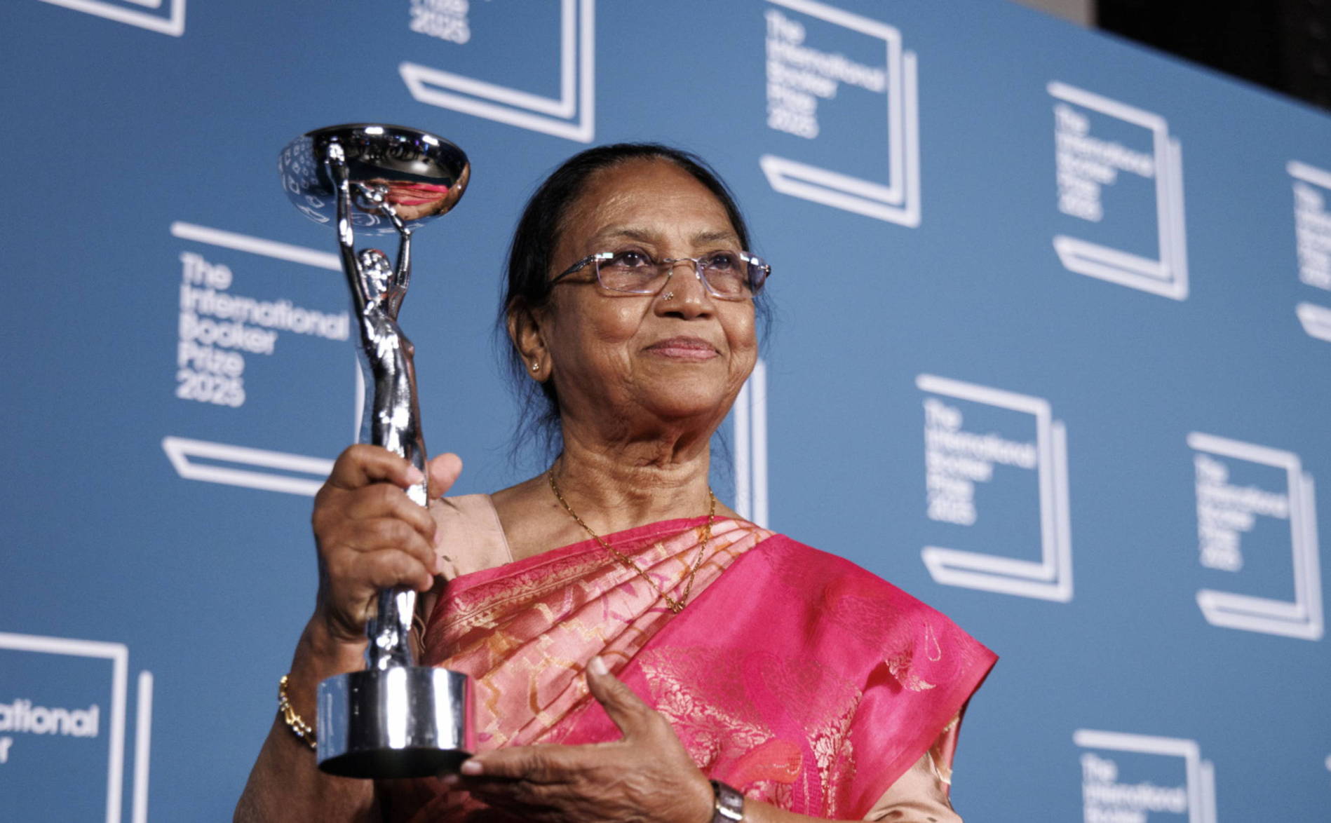 L'autrice Banu Mushtaq remporte le Booker Prize international