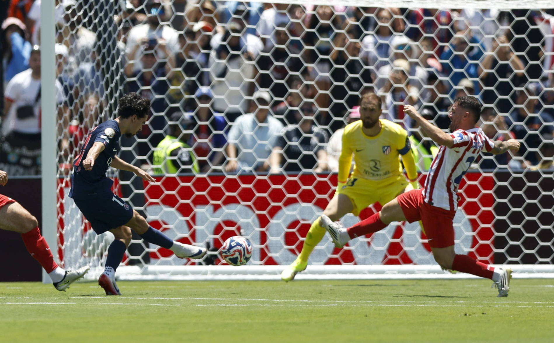 Mondial des clubs: le PSG bat facilement l'Atlético Madrid