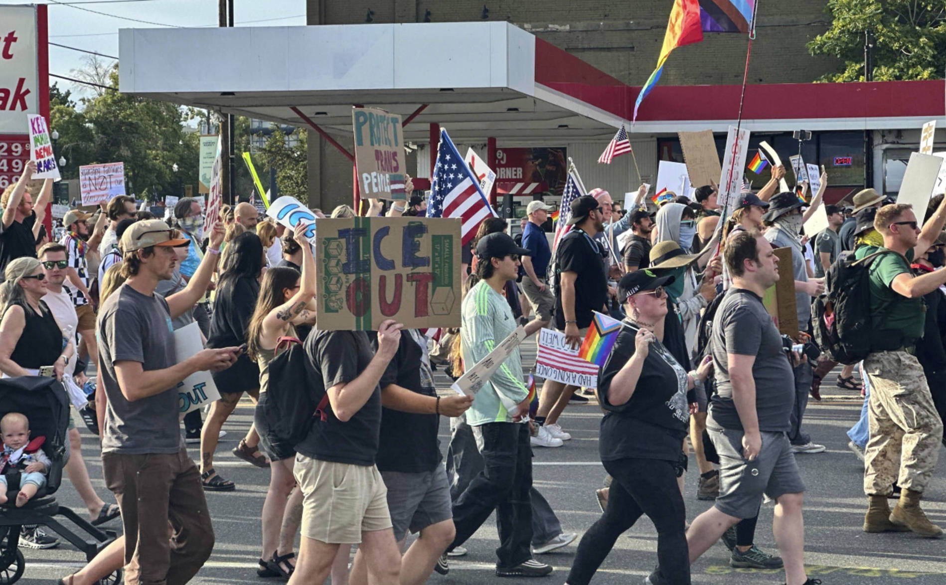 Utah: le manifestant blessé lors d'une marche anti-Trump est mort
