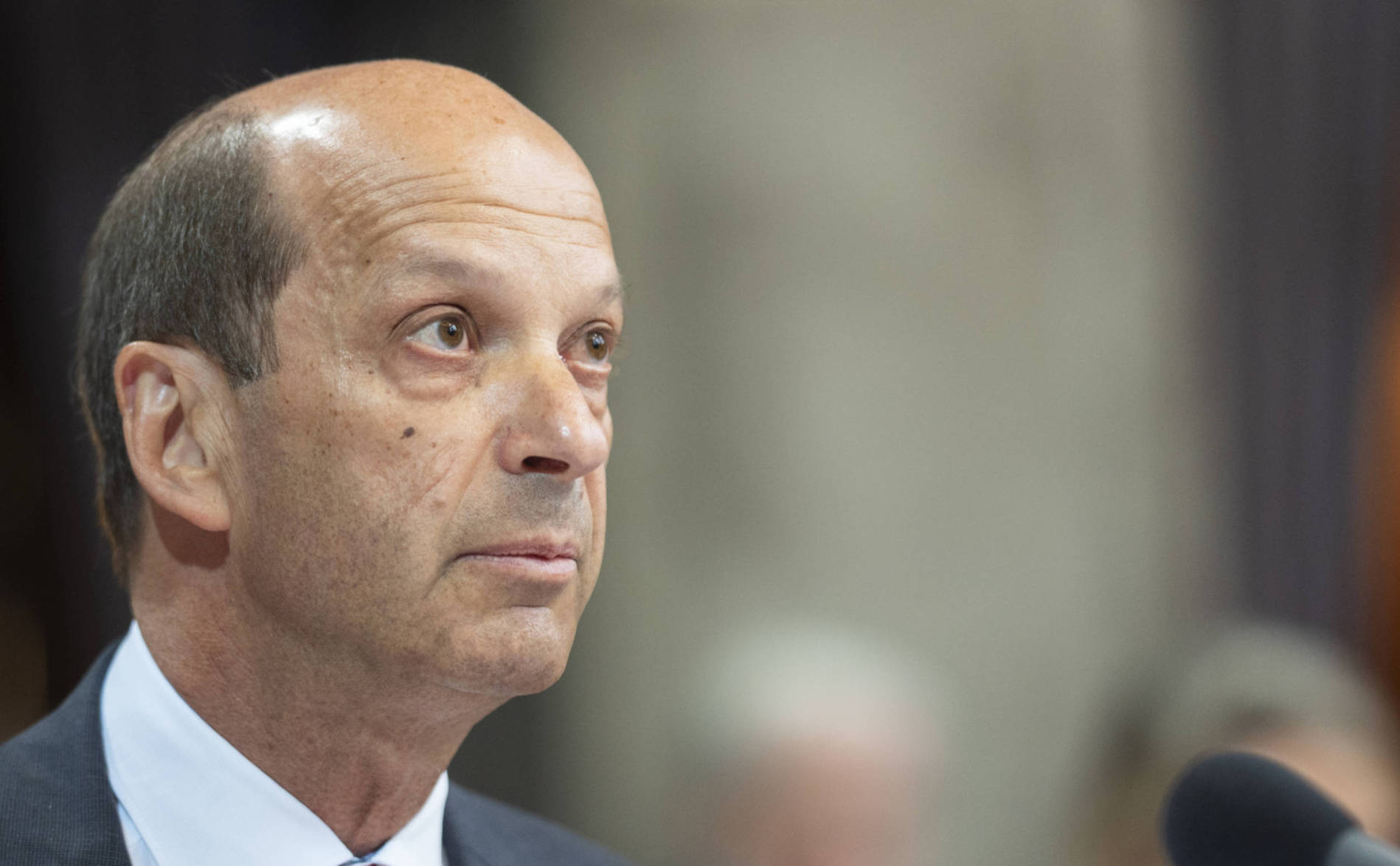 Les sénateurs veulent agir en matière d'armes achetées sur Internet
