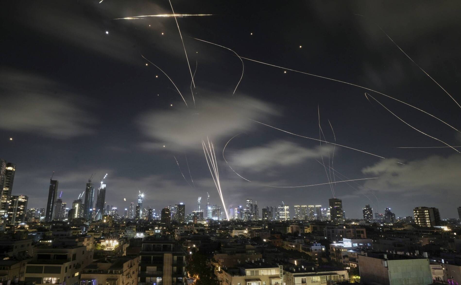 Israël: alertes anti-aériennes dans plusieurs régions