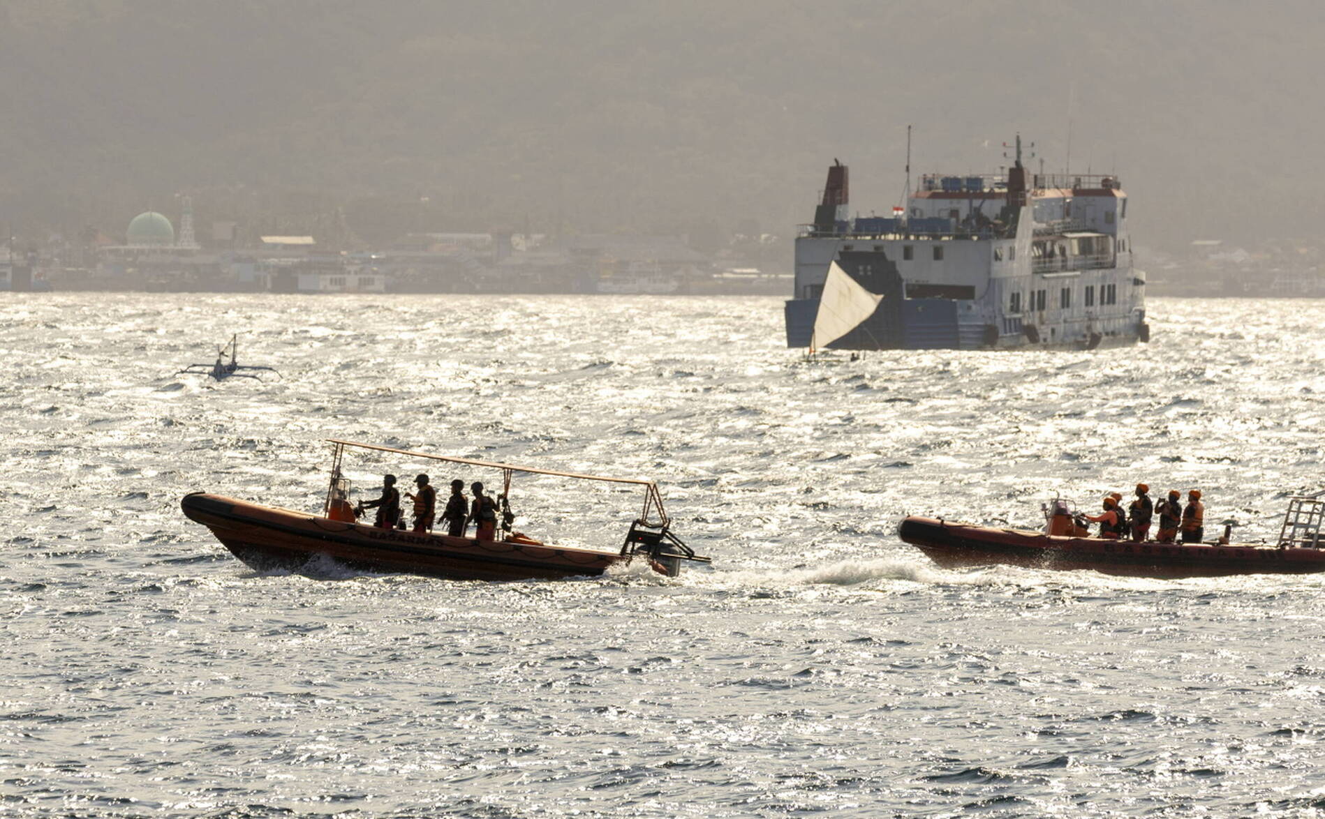 Indonésie: un bateau fait naufrage près de Bali, 61 disparus