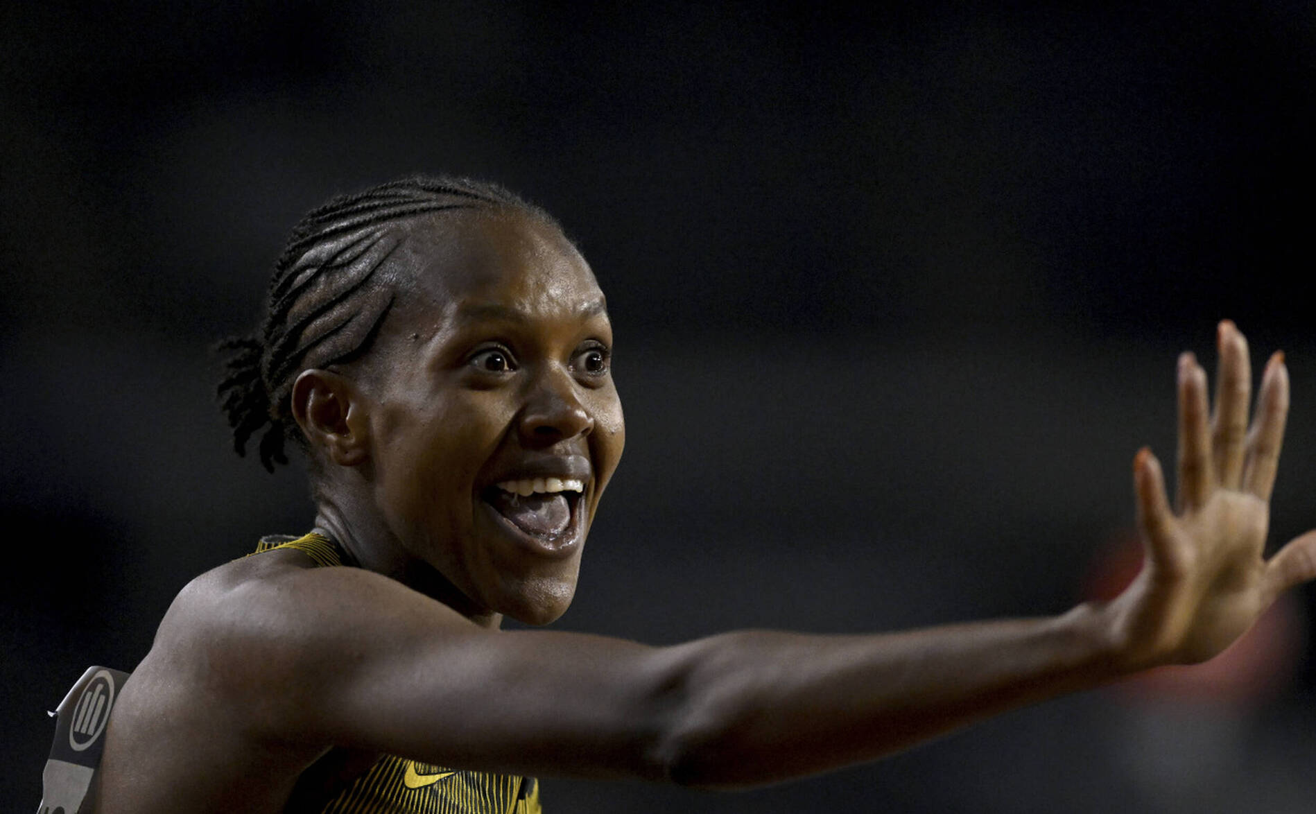Deux records du monde, grâce à Kipyegon et Chebet