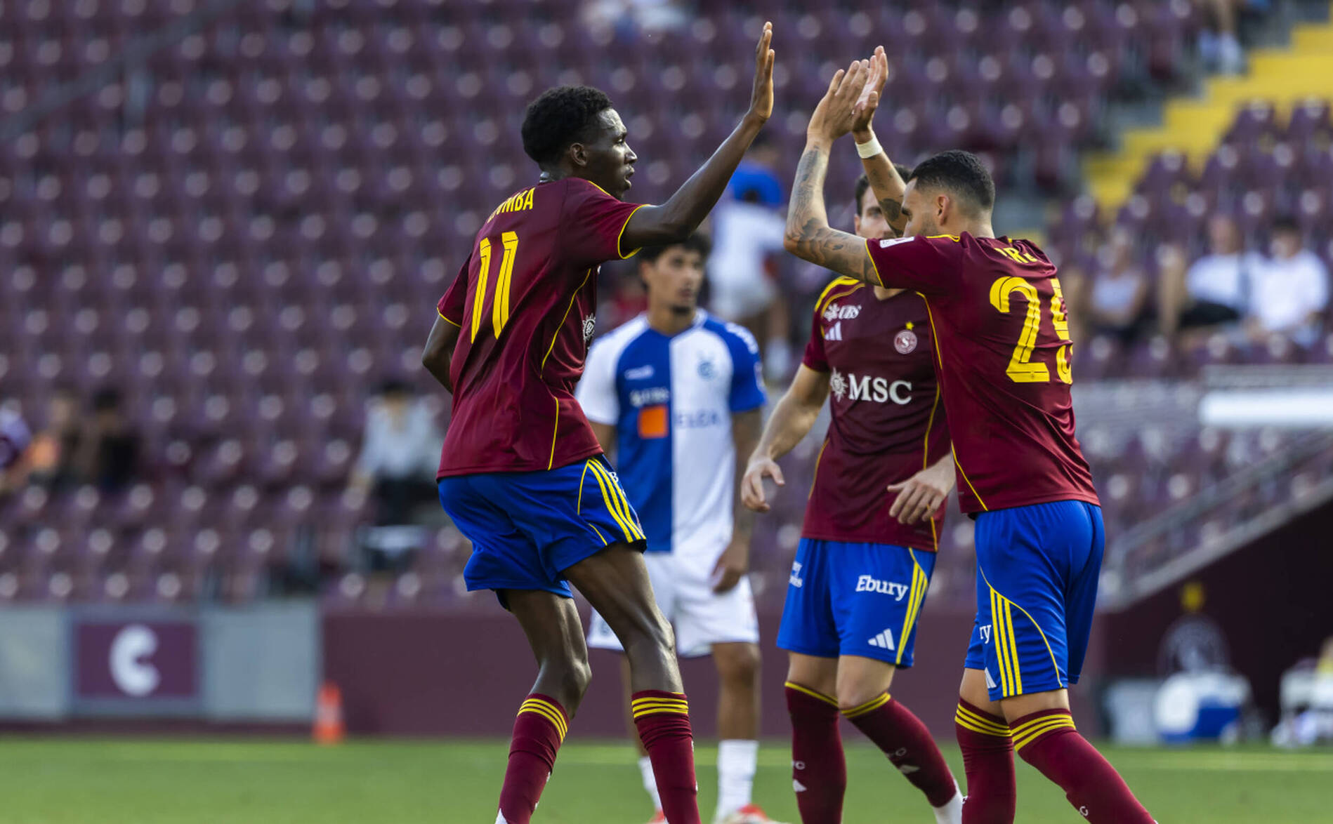 Le Servette FC évite la défaite, le LS perd à domicile