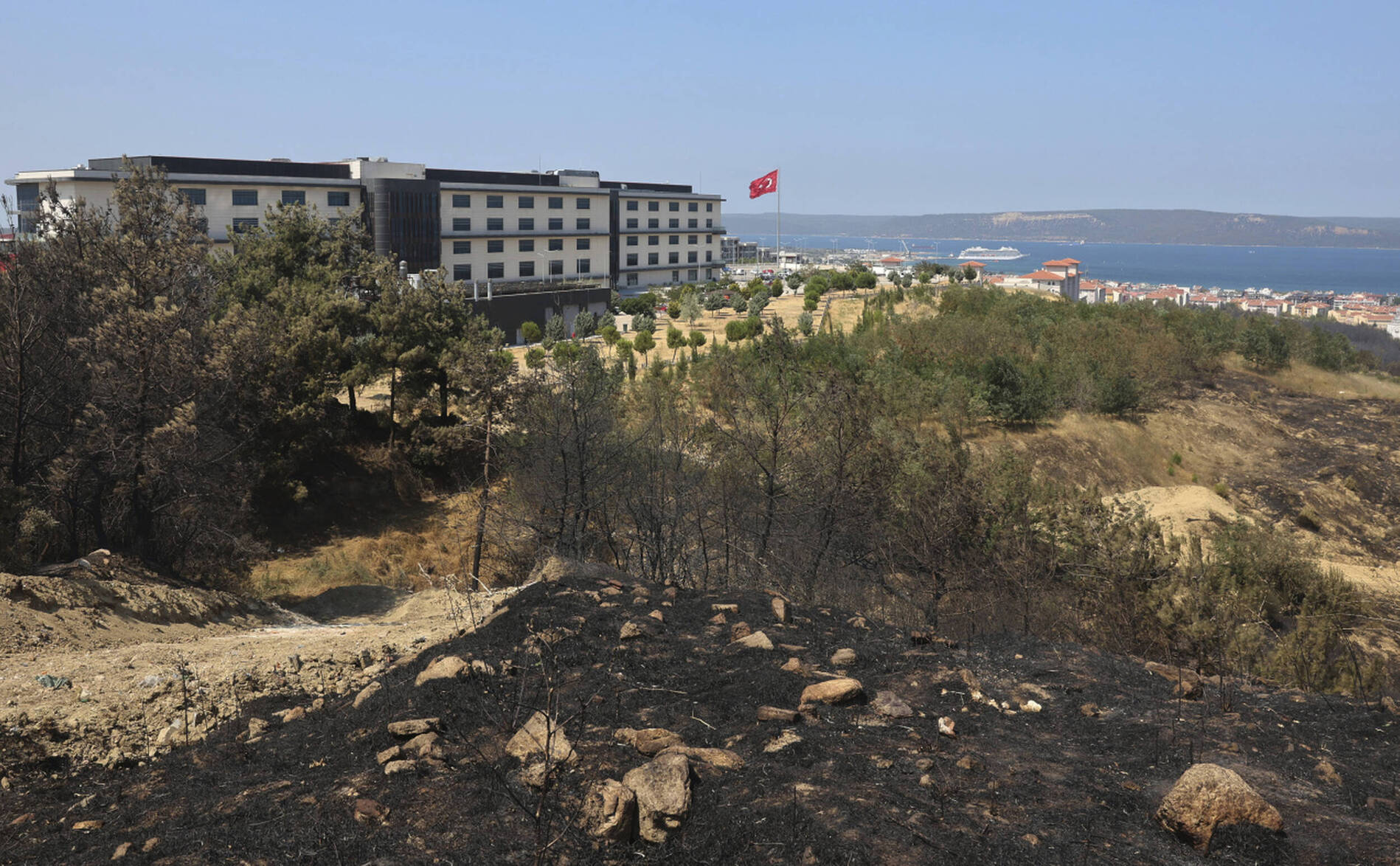 Turquie: plus de 2000 personnes évacuées en raison d'un incendie