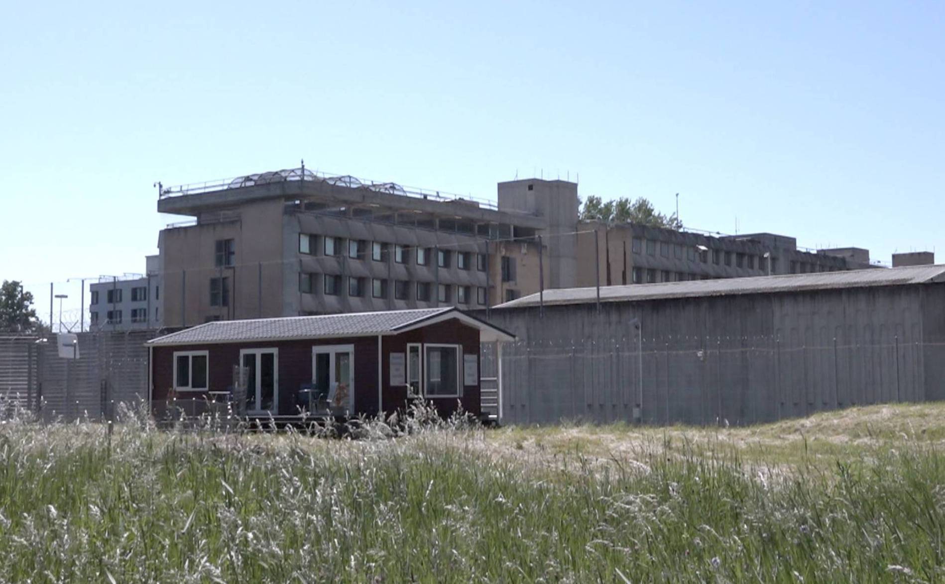 Exécution des peines de prison: le droit fédéral pas respecté à Genève