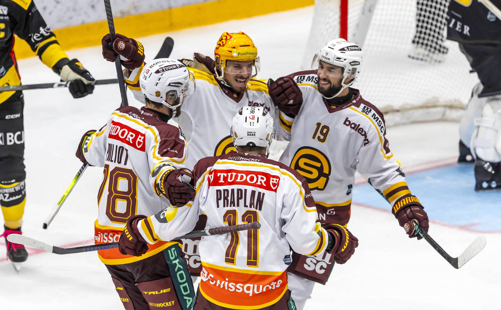Genève-Servette s'impose contre Ajoie pour la reprise