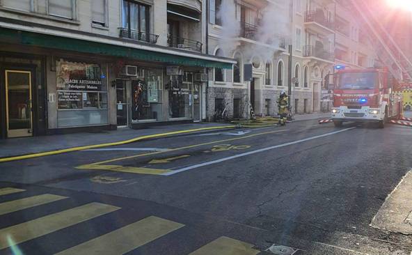 Deux pronostics vitaux engagés après un incendie aux Eaux-Vives