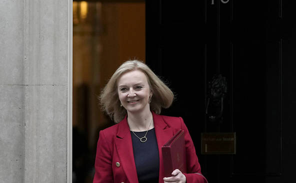 Londres: Moscou cherche « à installer un dirigeant prorusse à Kiev »