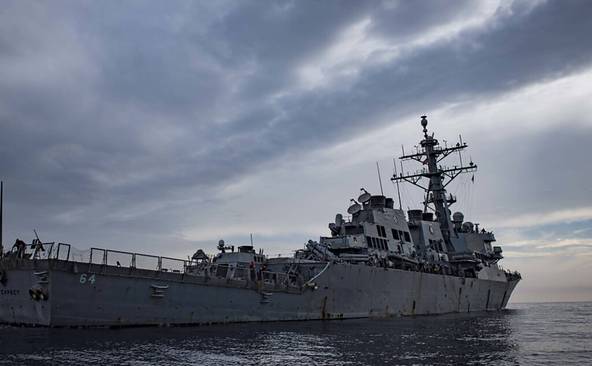 Un destroyer américain abat des drones en mer Rouge