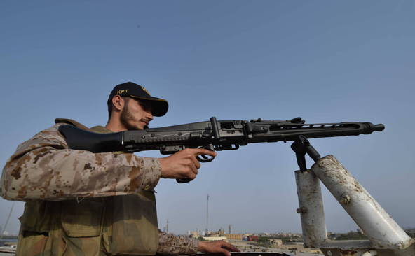 L'armée pakistanaise dit que l'Inde a attaqué trois bases aériennes