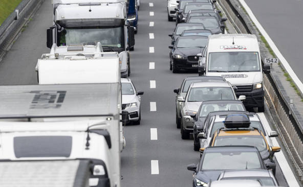 17 km de bouchons au portail nord du Gothard en direction du sud