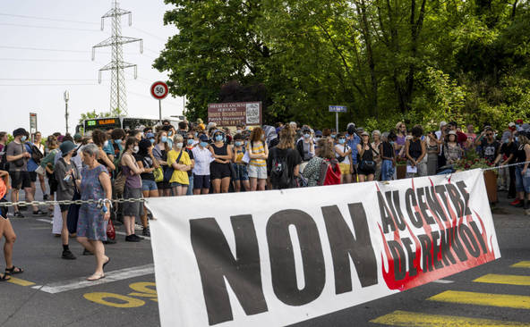 Manifestation contre le centre pour requérants du Grand-Saconnex