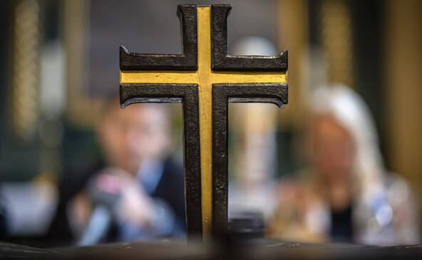 Le déclin de la foi et des pratiques religieuses se poursuit