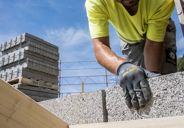 Le secteur de la construction non résidentielle peine à redémarrer
