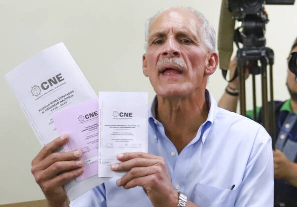 Honduras: le candidat de droite soutenu par Trump en tête