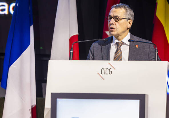 Réfugiés: Cassis estime les avancées « réelles » mais « insuffisantes »