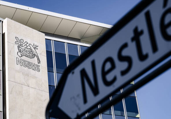 Lait infantile Nestlé: Foodwatch dénonce « un risque inacceptable »