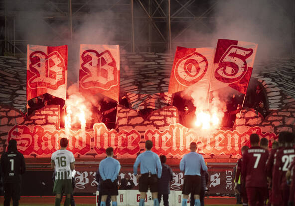 Bellinzone reste en Challenge League