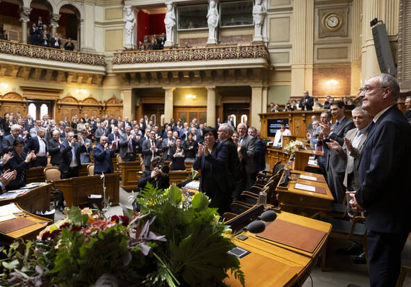 Seuls 27% des parlementaires déclarent tous leurs revenus