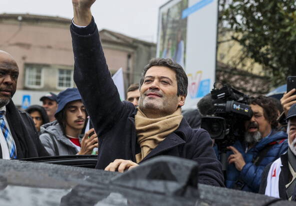 Les Portugais ont commencé à voter pour élire leur président