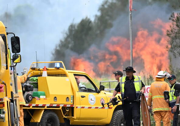 Australie: centaines de personnes appelées à évacuer face aux feux
