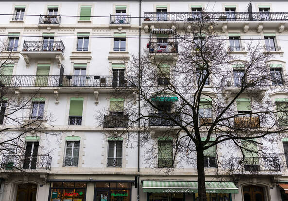 L'explosion des prix d'achat et des rénovations à Genève divise