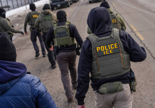 Minnesota: deux policiers suspendus pour avoir menti sur des tirs