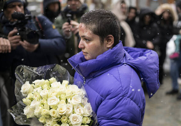 Des dizaines de personnes réunies en hommage aux victimes