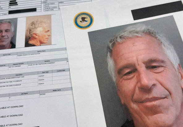 Paris invite les victimes potentielles d'Epstein à témoigner